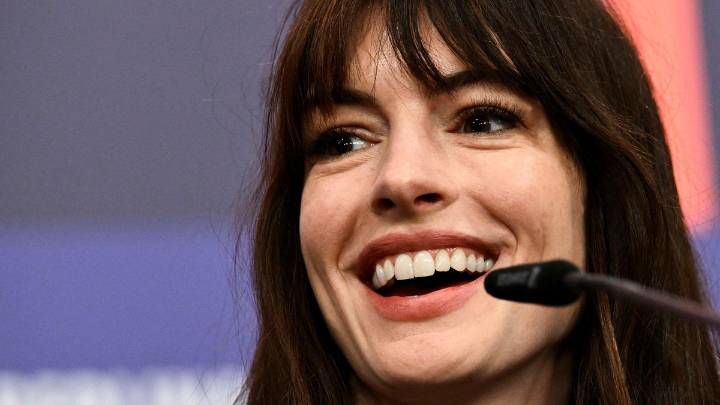 EL DIABLO VISTE DE PRADA 2 | Anne Hathaway comparte la primera imagen de 'El diablo viste de Prada 2': todo lo que sabemos de la secuela más estilosa