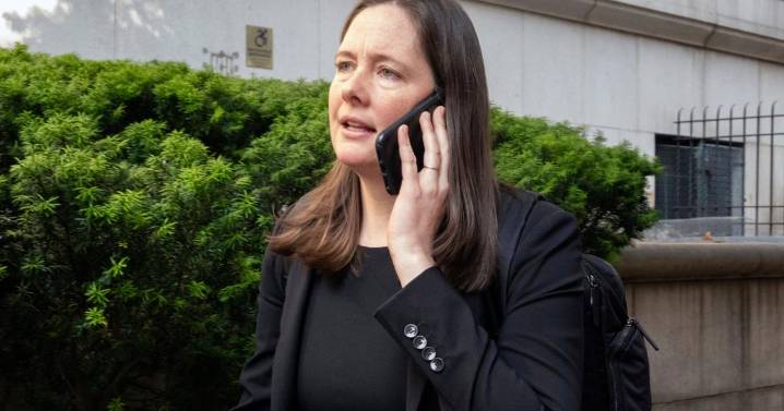 Justicia federal despide a fiscal que manejó los casos contra Diddy y Epstein