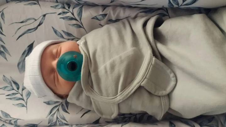 ‘World’s oldest baby’ is born from embryo frozen before either of his parents even started school
