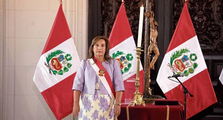 Dina Boluarte, repudiada por el pueblo, da su último mensaje a la nación