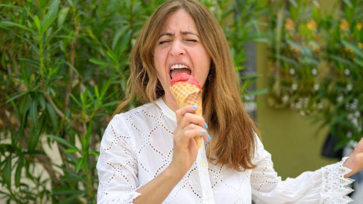 ¿Por qué el helado puede desencadenar un dolor de cabeza inesperado?