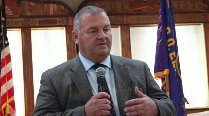 Deschutes County commissioners on split vote choose Captain Ty Rupert as interim sheriff