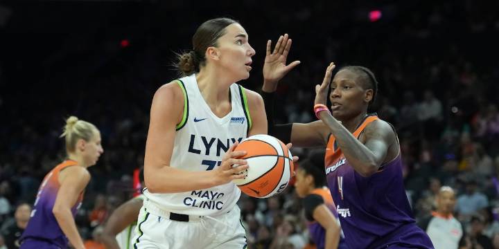 Lufkin’s Mack scores 10 points in Phoenix win