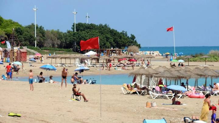 Muere ahogada una mujer en una playa de Vinaròs