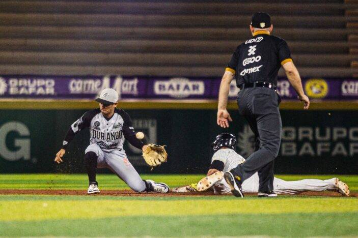 DURANGO EMPAREJA LA SERIE EN CHIHUAHUA