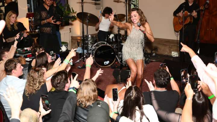 Miley Cyrus Has No 'Desire' to Tour in Support of Something Beautiful