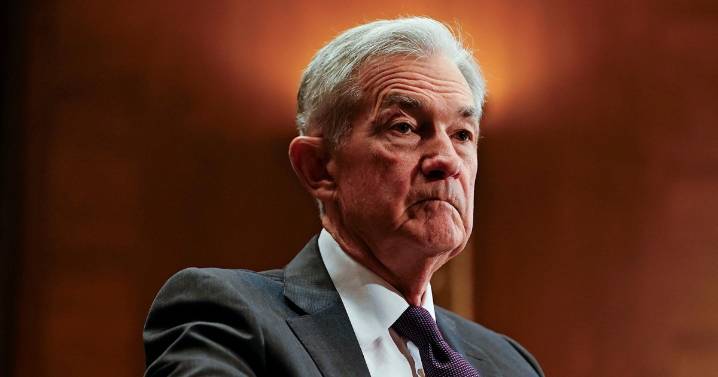 Fed holds interest rates steady as two Trump appointees vote to cut them