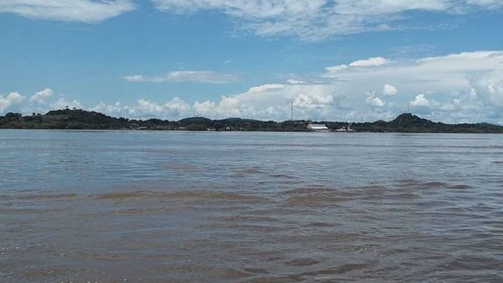 Alerta máxima en Bolívar: Río Orinoco crece y amenaza la región
