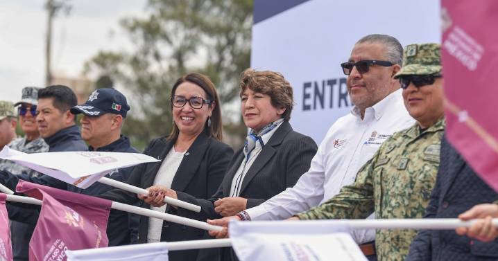 Gobernadora Delfina Gómez Álvarez entrega 455 patrullas y motopatrullas para reforzar la seguridad en Ecatepec