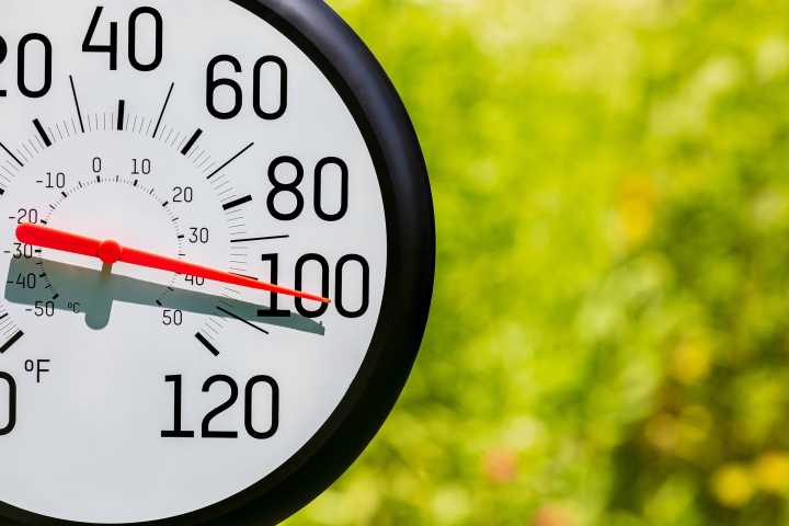 As much of the US braces for extreme heat, statistics show 2,000 die from it annually