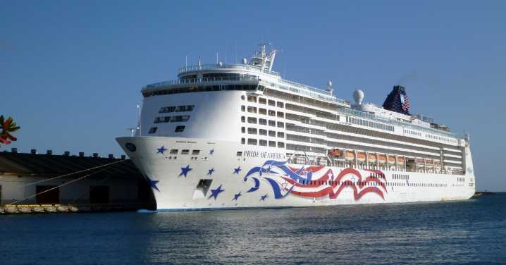 Cruise Ships Abandon Passengers in Hawaii Amid Tsunami Panic After Massive Earthquake