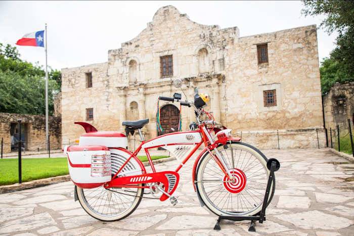 Bike from ‘Pee-wee’s Big Adventure’ goes on display at The Alamo this weekend