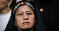 Congresista Aida Quilcué discute con miembros del Ejército que detuvieron su caravana en Cauca: "Yo soy senadora"