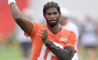 Video: Shedeur Sanders scores first touchdown with Browns amid QB battle with Joe Flacco