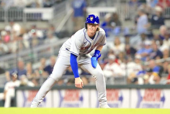Nick Mariano's Week 22 Waiver Wire Picks - Get 'Em While They're Hot (Premium Content)