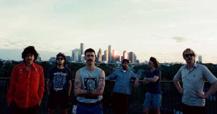 King Gizzard & the Lizard Wizard talk going orchestral at the Bowl, and finally saying 'F