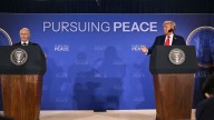 Casa Blanca bipolar: Trump habla de "avances" con Rusia y Marco Rubio de "graves sanciones"