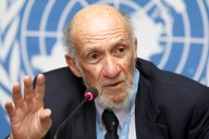 El exrelator de la ONU Richard Falk propone el envío de una fuerza armada internacional a Gaza