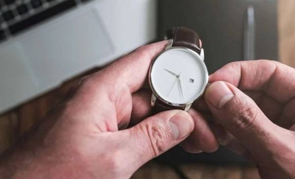 ¿Cambia la hora en Argentina? Por qué buscan modificar el huso horario