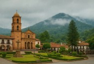 Los 3 pueblos mágicos más bonitos de Jalisco para visitar en temporada de lluvia, según la IA