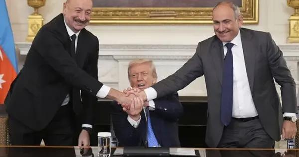 Trump auspicia acuerdo de paz