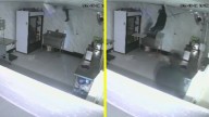 Ladrón entró a una carnicería y hasta comió jamón: Video capta a delincuente que cayó del techo tras intentar escapar