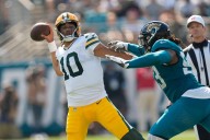 Lions claim two defensive linemen off waivers after roster cut deadline