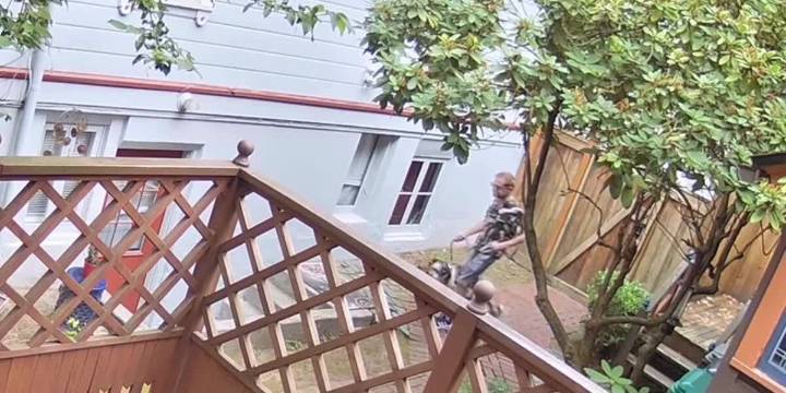 Security footage of NW Portland stabbing suspect