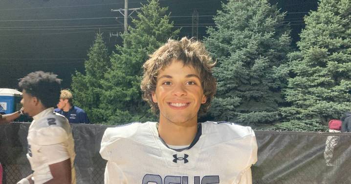 Oswego East throttles Joliet West to open season with a statement