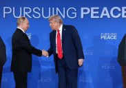 Ukraine’s Zelenskyy to meet Trump on Monday after U.S.-Russia summit secured no halt to fighting