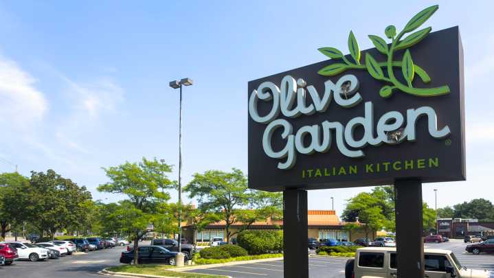 What Does Olive Garden Do With Its Leftover Food?