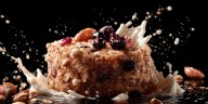 Cómo preparar pastel de avena con frutas y nuez, receta para un desayuno saludable