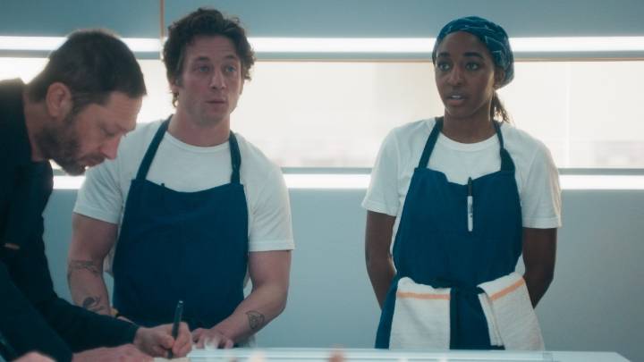 Ayo Edebiri Has Been Shooting Down Sydney And Carmy Romance Talk For Years, And Shared A Perfectly Logical Reason Why She Still Isn't Budging