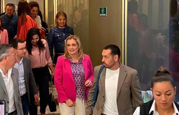 Sostienen reunión gobernadora y senadores