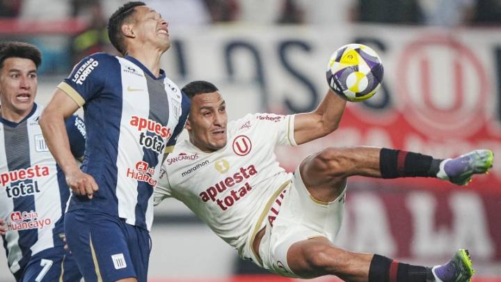 Universitario y Alianza Lima empatan 0-0 tras un duro encuentro en el Monumental