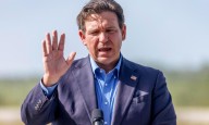 Florida sigue arrestando a inmigrantes bajo polémica ley pese a orden del Supremo de EEUU