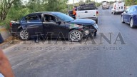 Falla mecánica provoca fuerte choque en Carretera Nacional Antigua; 3 trabajadores involucrados