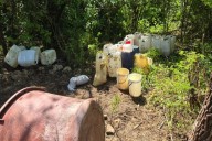 Seis laboratorios clandestinos inhabilitados en Sinaloa; aseguramiento de metanfetamina y armas