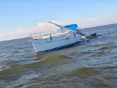 Man missing after sailboat crash in Lake Pontchartrain