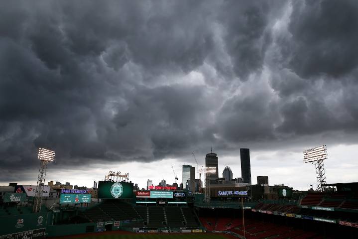 Mass. weather: Humidity, temps near 90, possible thunderstorms back late Sunday