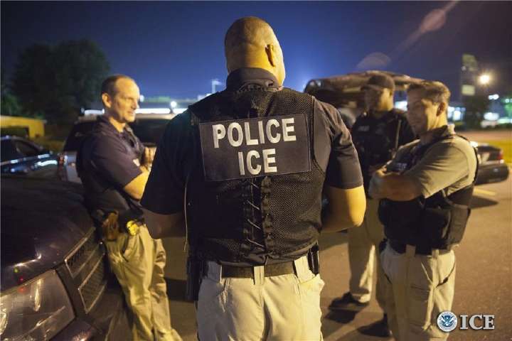 Migrantes fueron arrestados durante redada en Los Ángeles