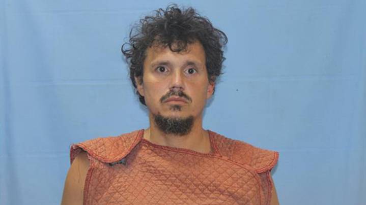 Arkansas man admits to killing husband with screwdrivers while camping