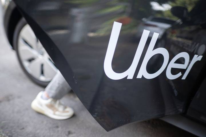 Uber Driver 'Brutally' Headbutts Passenger in Row Over His Service Dog