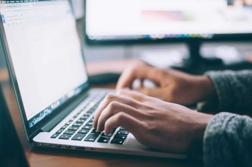 This low-tech 'fix' for digital hacking is out of date. Stop using it