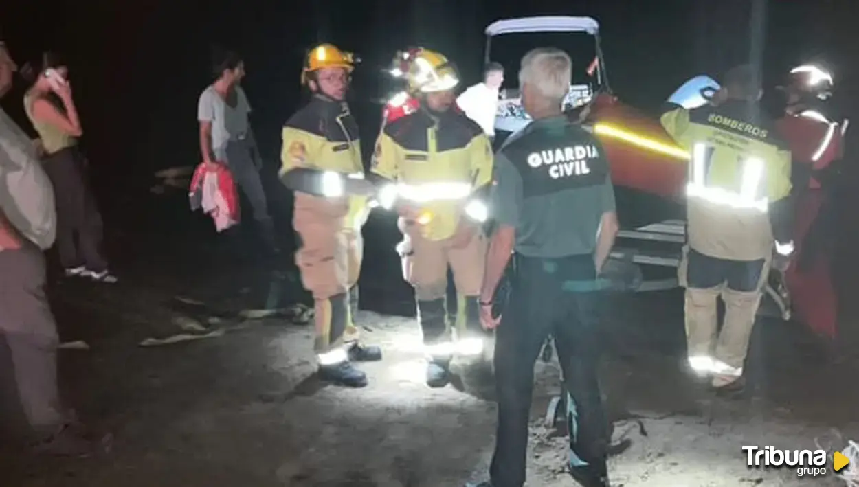Rescatan de madrugada a dos pescadores a la deriva en el pantano de La Almendra