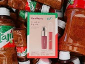 La marca Tajín se une a Rare Beauty, de Selena Gómez, para crear maquillaje en tonos picantes