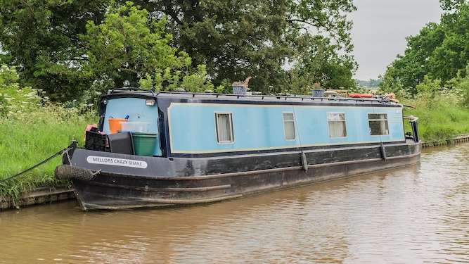 Friend who claims to be okay thinking of living on a houseboat