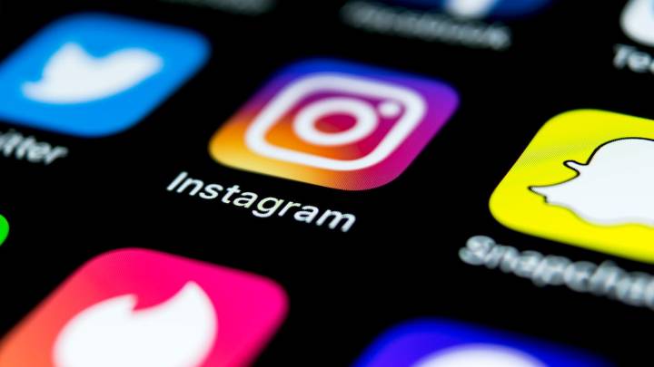 Qué significa que alguien no tenga redes sociales, según la inteligencia artificial