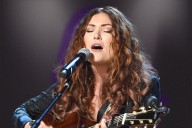 Kylie Morgan Tears Up Singing Emotional Divorce Song Live [WATCH]