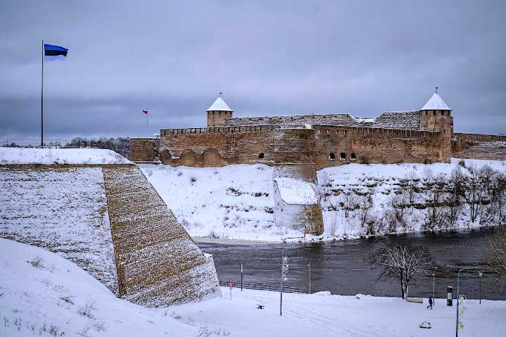 The uncomfortable history of Narva
